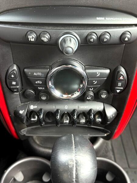 2013 MINI Countryman Image 29
