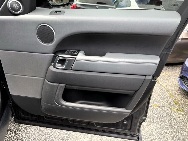 2014 Land Rover Range Rover Sport Image 16