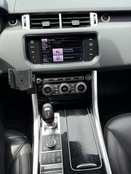 2014 Land Rover Range Rover Sport Image 24