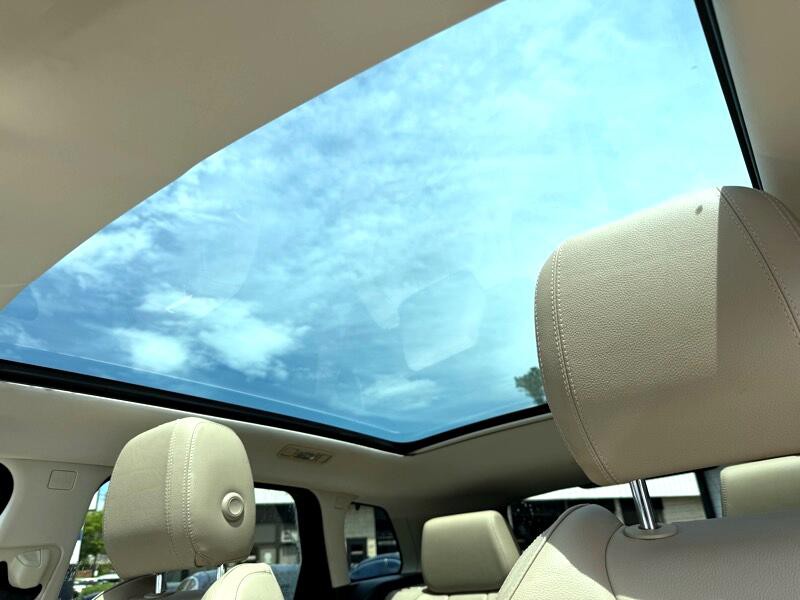 2016 Land Rover Range Rover Evoque Image 12