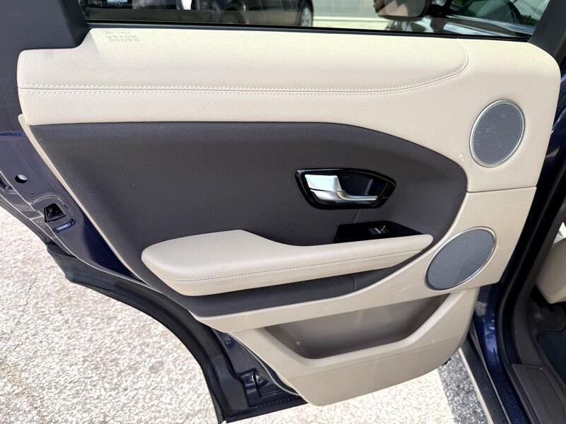 2016 Land Rover Range Rover Evoque Image 13