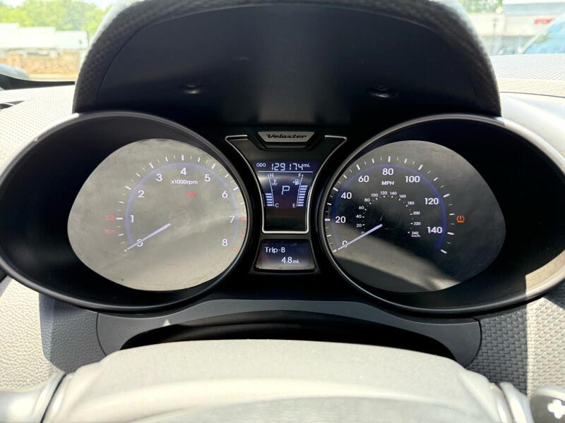 2013 Hyundai Veloster Image 18