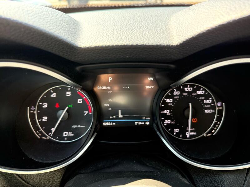 2019 Alfa Romeo Stelvio Image 26