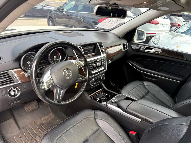 2013 Mercedes-Benz GL-Class Image 10