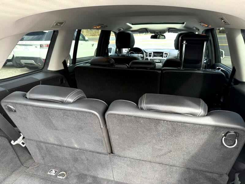 2013 Mercedes-Benz GL-Class Image 17