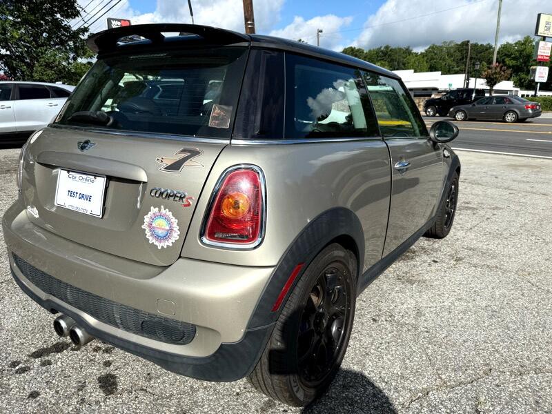 2010 MINI Cooper Image 5