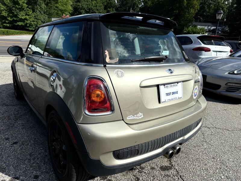 2010 MINI Cooper Image 7