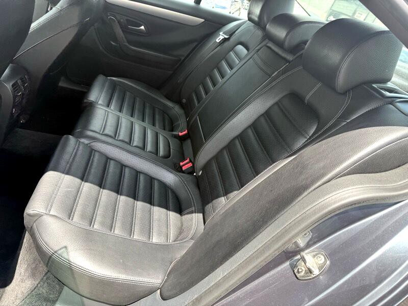 2015 Volkswagen CC Image 14