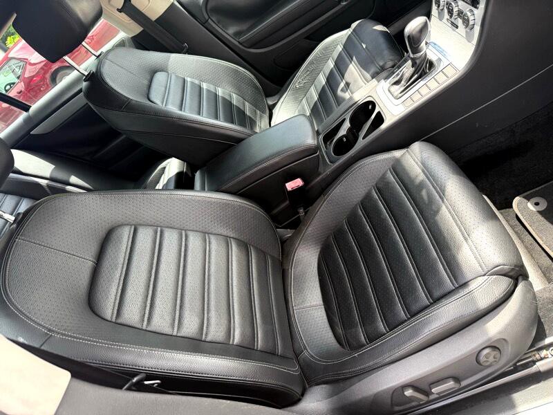 2015 Volkswagen CC Image 17