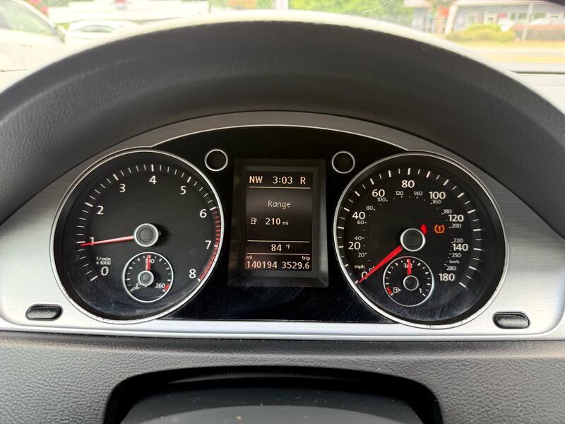 2015 Volkswagen CC Image 21