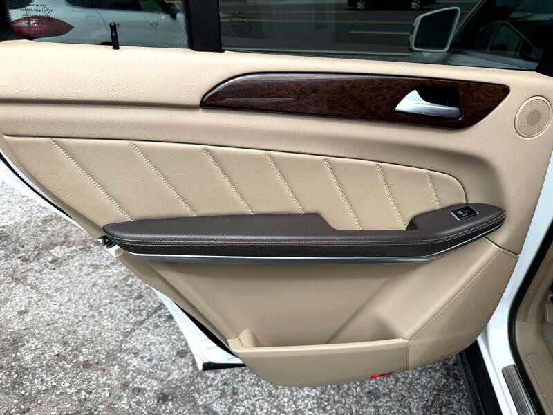 2014 Mercedes-Benz GL-Class Image 12