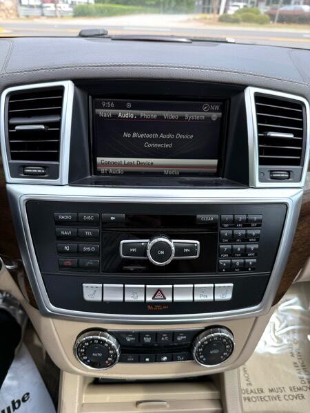 2014 Mercedes-Benz GL-Class Image 27