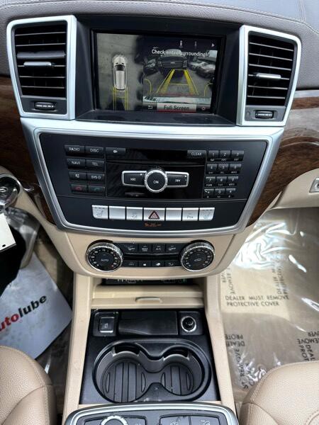 2014 Mercedes-Benz GL-Class Image 28