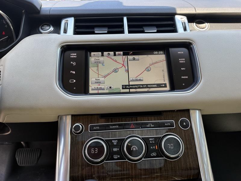 2015 Land Rover Range Rover Sport Image 18