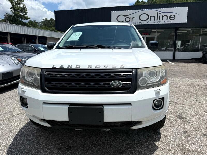2015 Land Rover LR2 Image 2