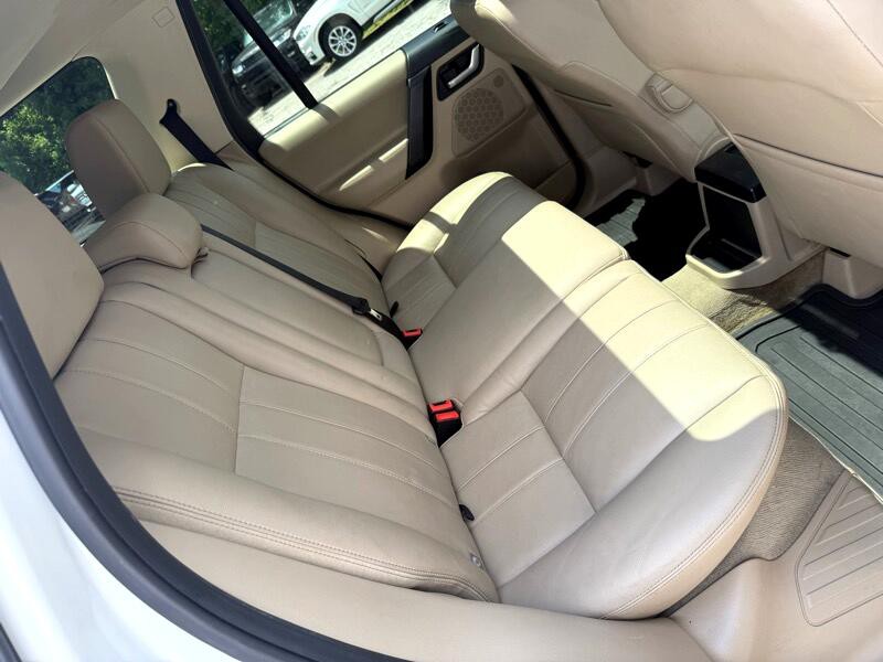 2015 Land Rover LR2 Image 21