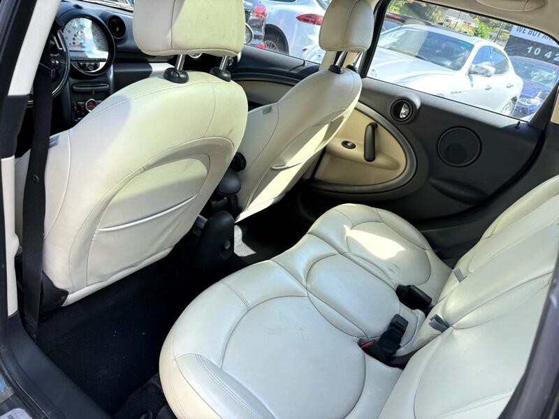 2013 MINI Countryman Image 13