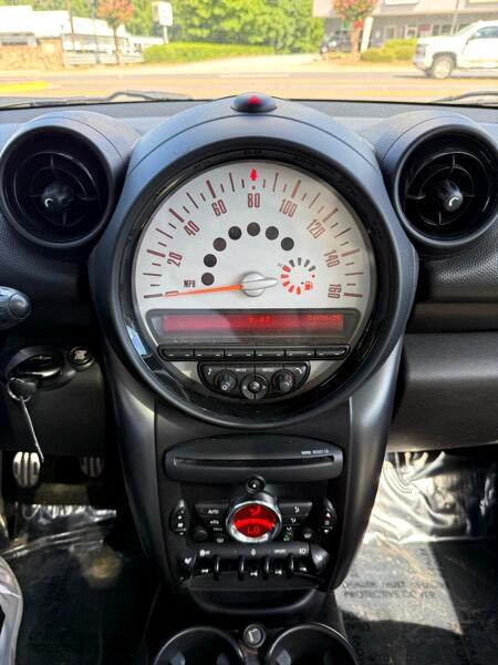 2013 MINI Countryman Image 23