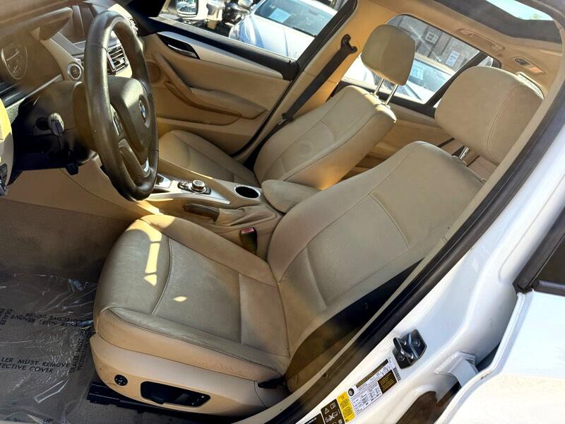 2015 BMW X1 Image 12