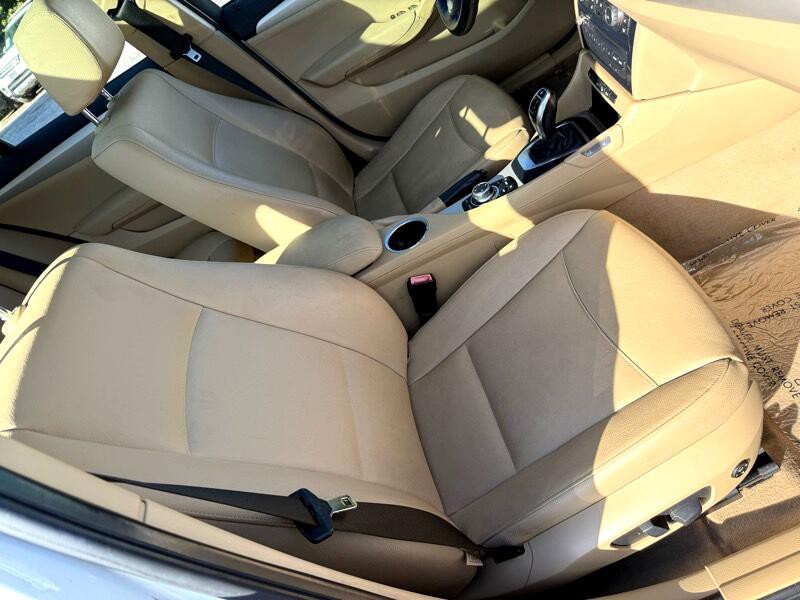 2015 BMW X1 Image 19