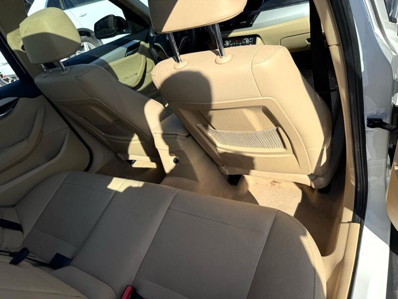 2015 BMW X1 Image 21