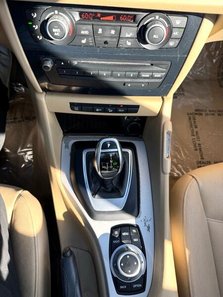 2015 BMW X1 Image 25
