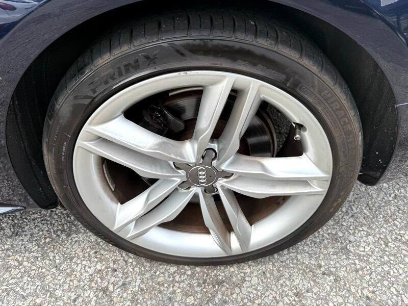 2010 Audi S5 Image 10
