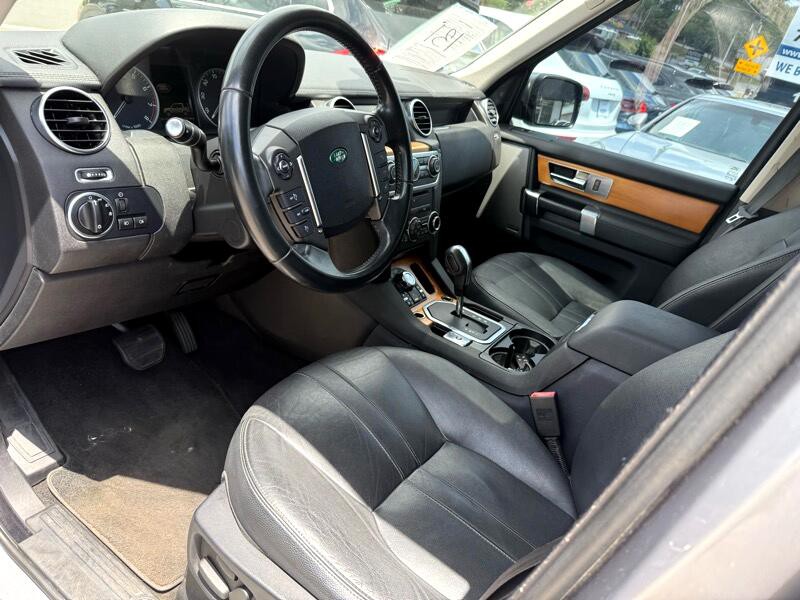 2012 Land Rover LR4 Image 11
