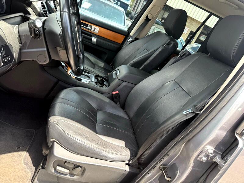 2012 Land Rover LR4 Image 12