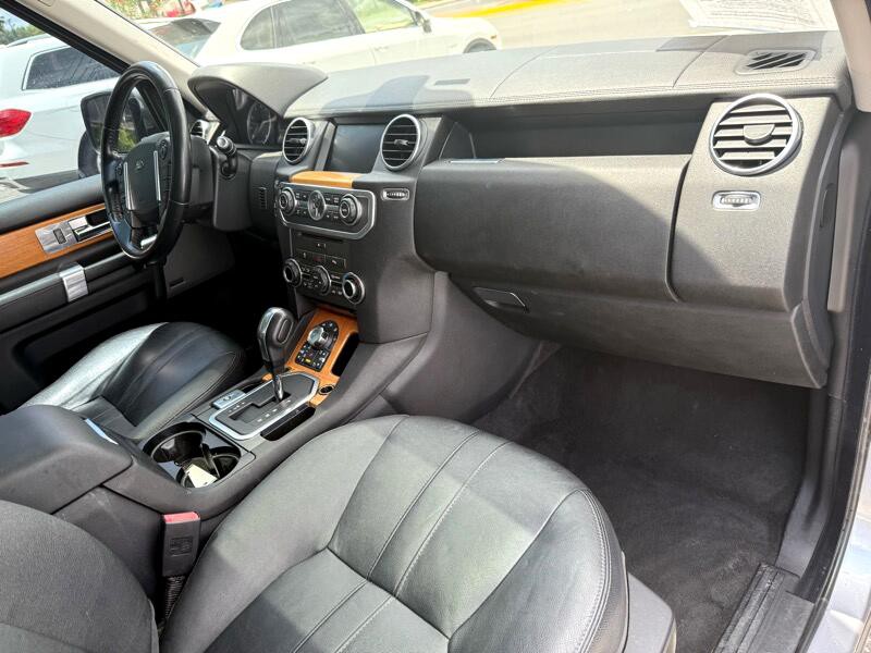 2012 Land Rover LR4 Image 19
