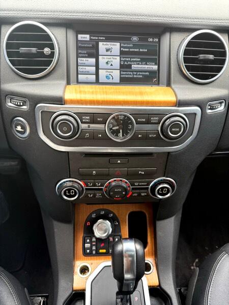2012 Land Rover LR4 Image 28
