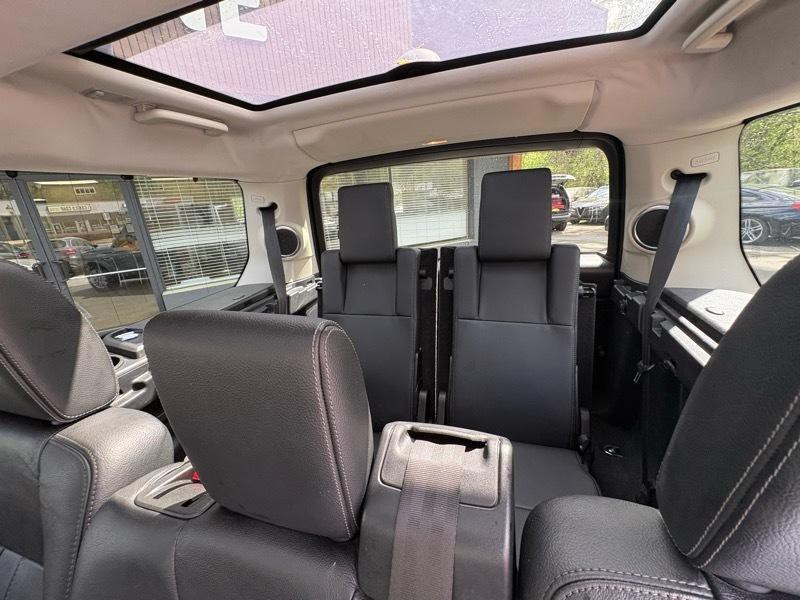 2012 Land Rover LR4 Image 34