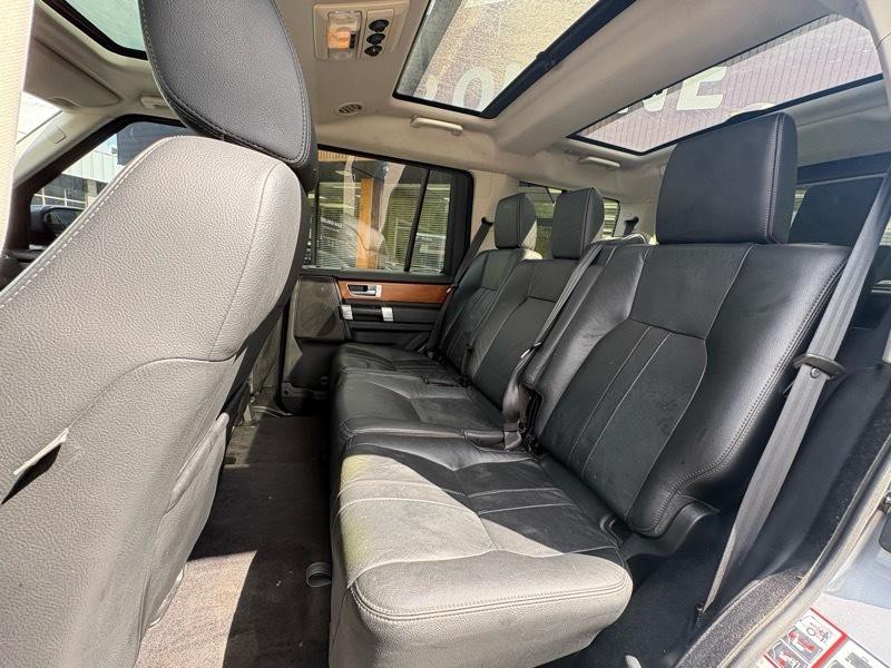 2012 Land Rover LR4 Image 35
