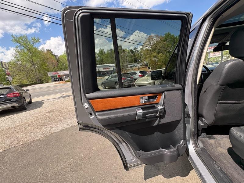 2012 Land Rover LR4 Image 36