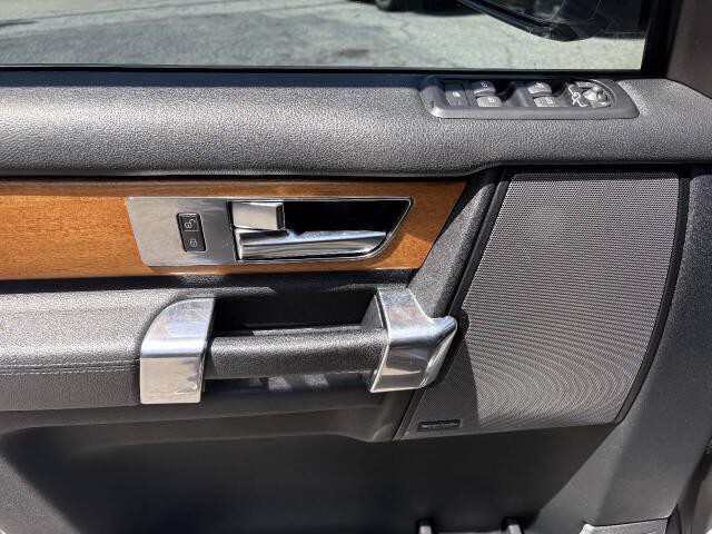 2012 Land Rover LR4 Image 8