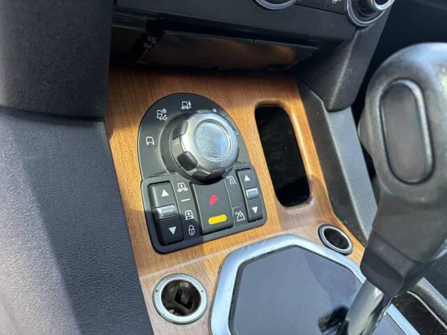 2012 Land Rover LR4 Image 10