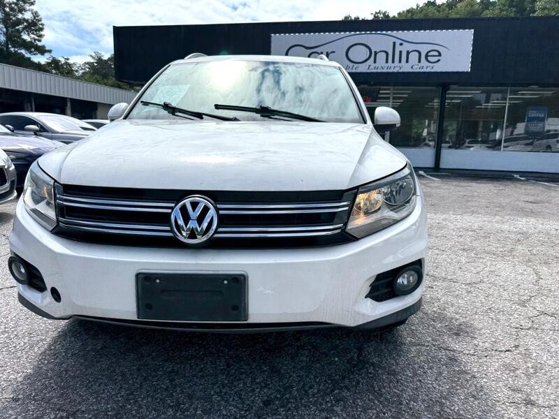 2012 Volkswagen Tiguan Image 2