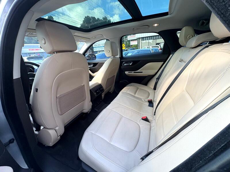 2017 Jaguar F-PACE Image 26