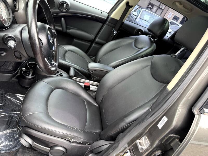 2012 MINI Countryman Image 13