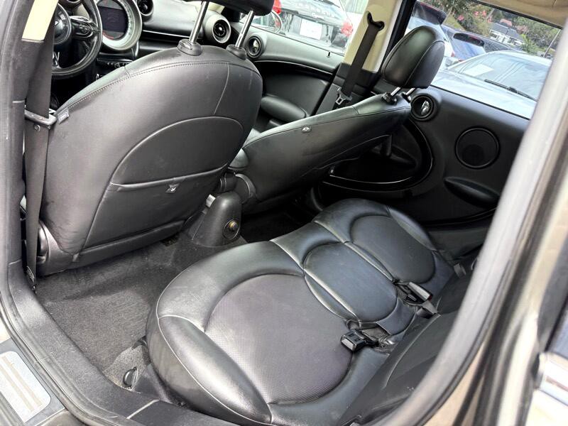 2012 MINI Countryman Image 15