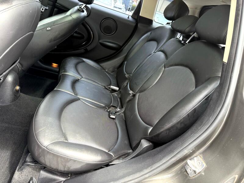 2012 MINI Countryman Image 16