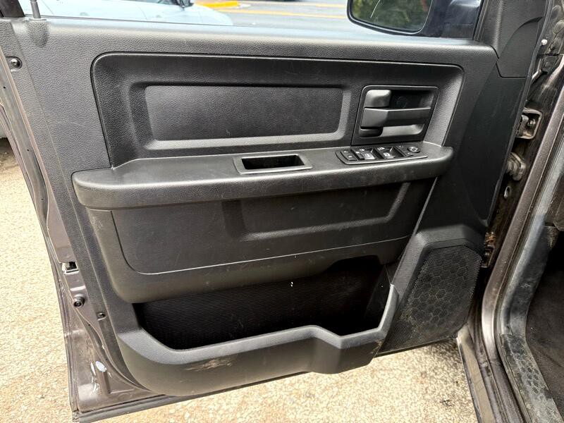 2014 RAM 1500 Image 8