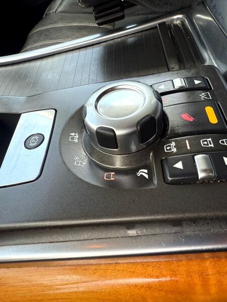 2011 Land Rover Range Rover Sport Image 16