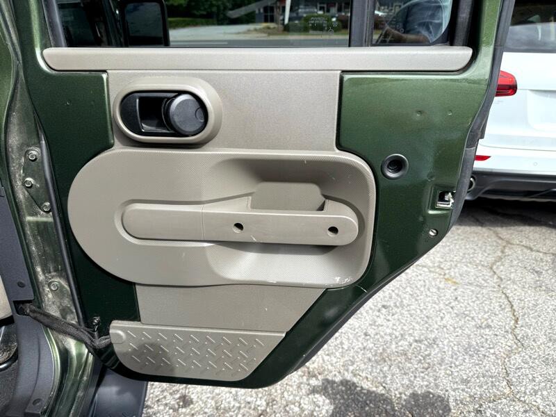 2007 Jeep Wrangler Image 24