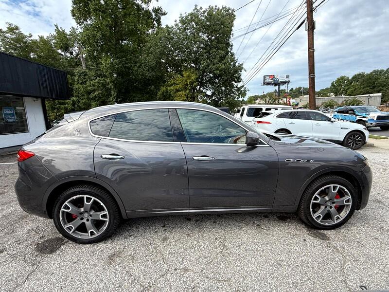 2017 Maserati Levante Image 4