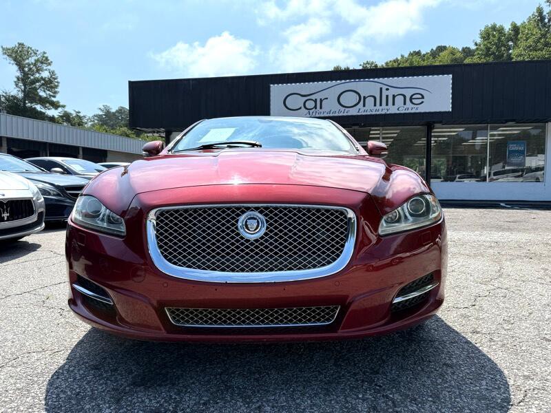 2011 Jaguar XJ Image 2