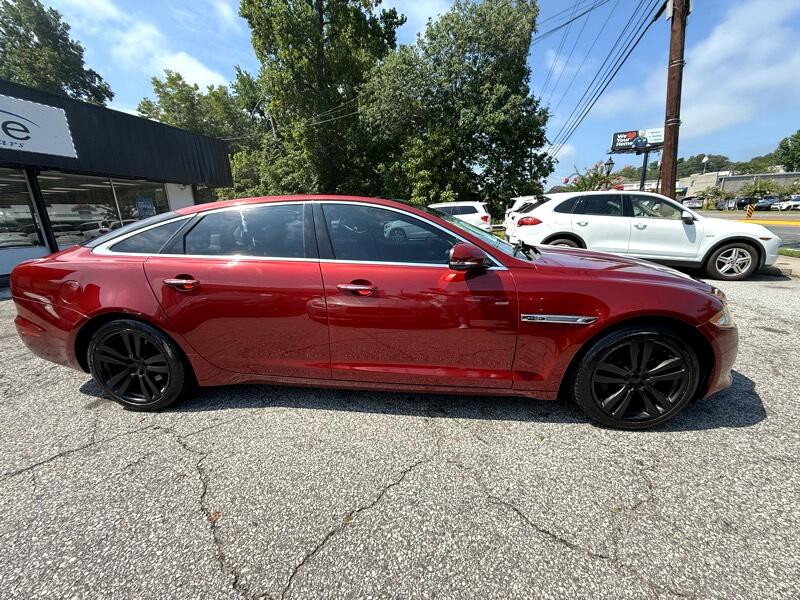 2011 Jaguar XJ Image 4