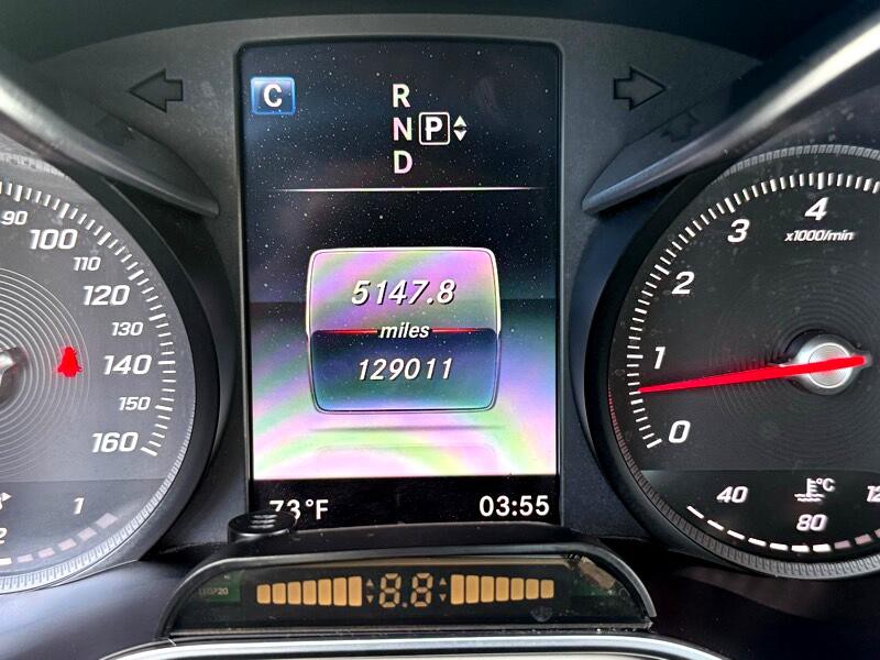 2015 Mercedes-Benz C-Class Image 9