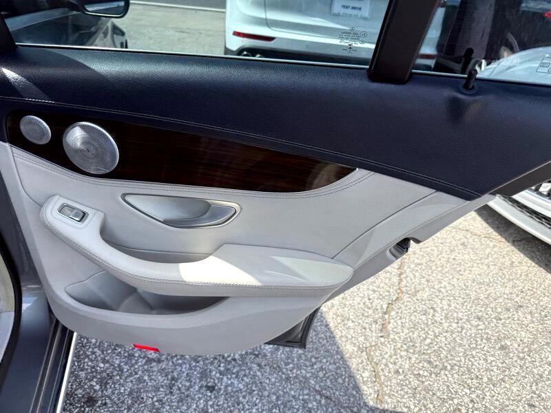2015 Mercedes-Benz C-Class Image 20