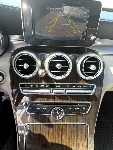 2015 Mercedes-Benz C-Class Image 25